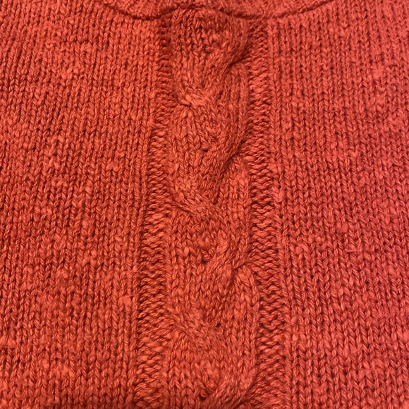 L.L. Bean women’s 100% cotton sweater - Picture 3 of 5